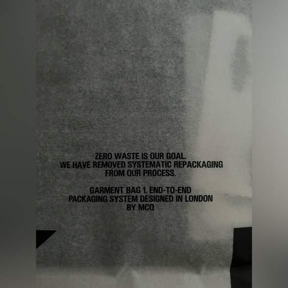 Alexander McQueen Icon Zero Black Logo Tshirt - Picture 13 of 14